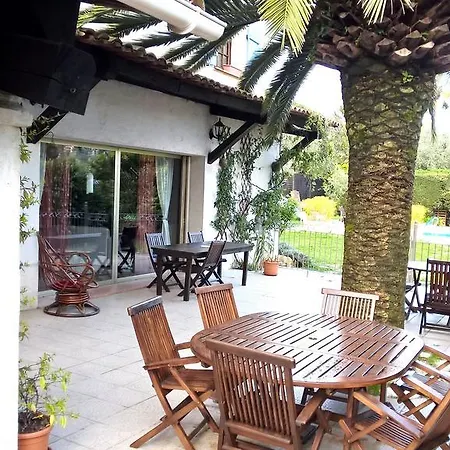 Parfums D'azur Bed and breakfast 3*